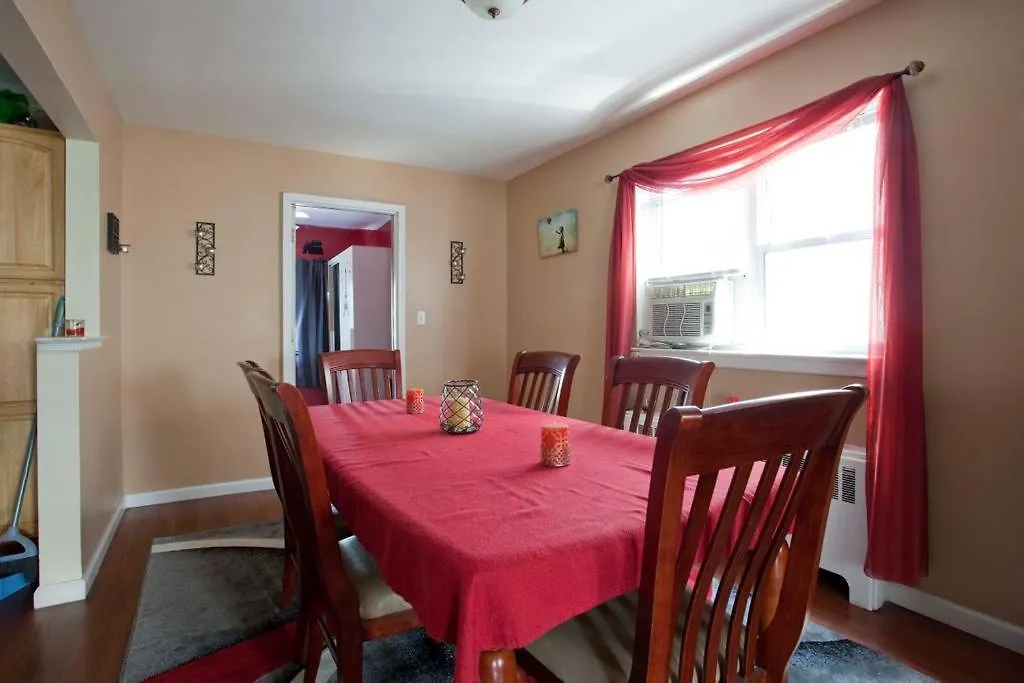 Private Room - Convenient - Late Check-In Ok-1