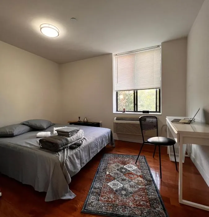 Lovely 2-Bedroom Condo In Brooklyn W/Parking-1