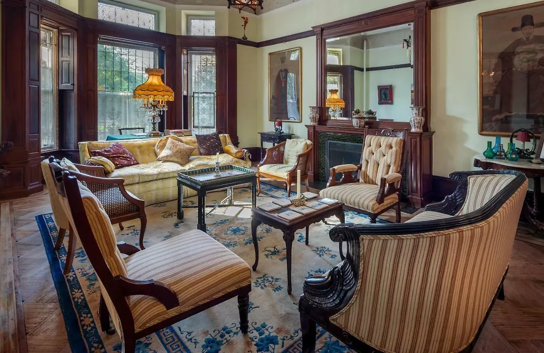 Manhattan Guest Suites-1
