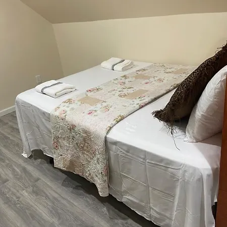 A Comfortable Room-3