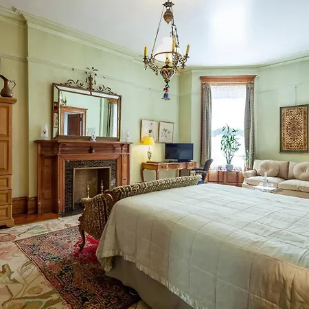 Manhattan Guest Suites-2